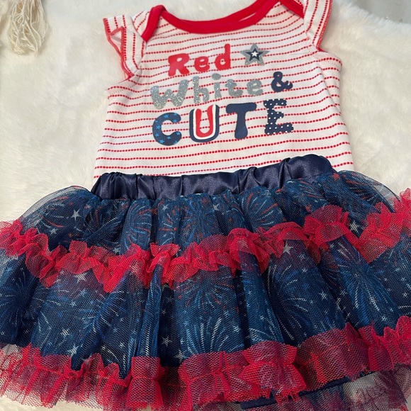 Nanette Baby Other - Nanette Baby 0-3 month 4th of July Onsie w/skirt